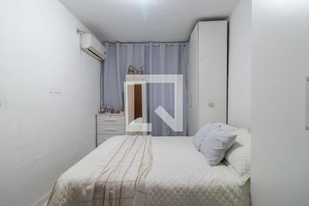 Quarto 1 de apartamento à venda com 2 quartos, 60m² em Vila Nova, Porto Alegre