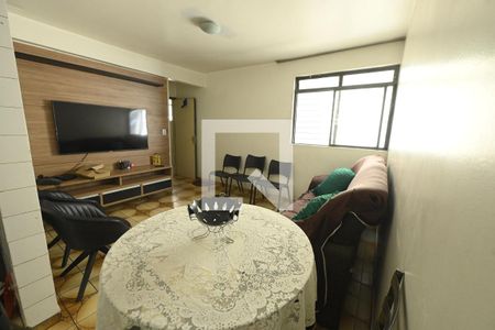 Sala de apartamento para alugar com 2 quartos, 70m² em Vila Abajá, Goiânia