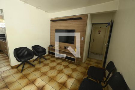 Sala de apartamento para alugar com 2 quartos, 70m² em Vila Abajá, Goiânia