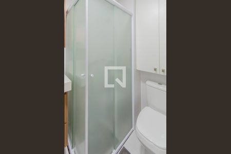 Banheiro de kitnet/studio à venda com 1 quarto, 26m² em Vila Mariana, São Paulo