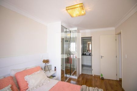 Suite, panorâmica e vista banheiro  de apartamento à venda com 2 quartos, 68m² em Moema, São Paulo