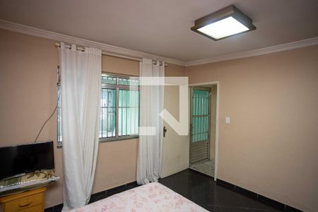 Sala 1 de casa à venda com 4 quartos, 270m² em Piraporinha, Diadema