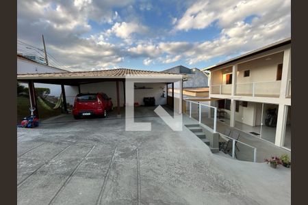 Casa à venda com 5 quartos, 405m² em Nova Esperança, Belo Horizonte