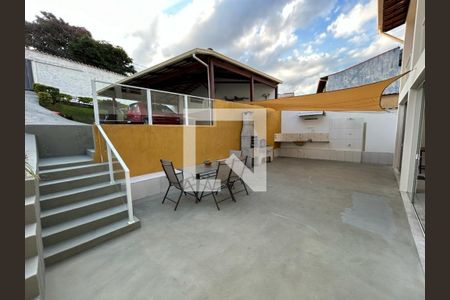 Casa à venda com 5 quartos, 405m² em Nova Esperança, Belo Horizonte