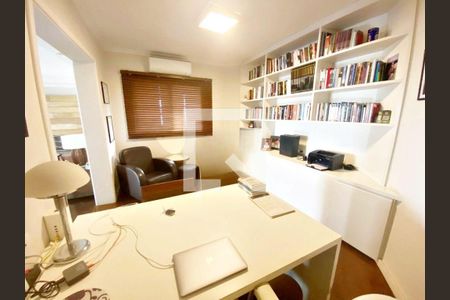 Apartamento à venda com 4 quartos, 310m² em Sumaré, São Paulo