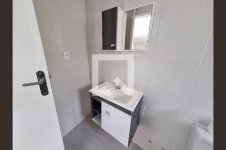 Banheiro de casa à venda com 2 quartos, 108m² em Irajá, Rio de Janeiro