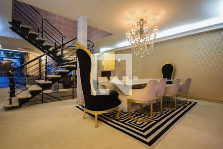 Casa de condomínio à venda com 850m², 3 quartos e 3 vagasSala de Jantar
