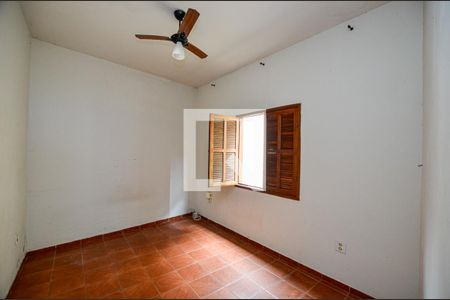 Quarto 1 de casa à venda com 1 quarto, 80m² em Fonseca, Niterói