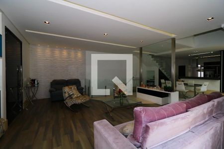 Sala de casa para alugar com 3 quartos, 357m² em Vila Vitoria, Santo André