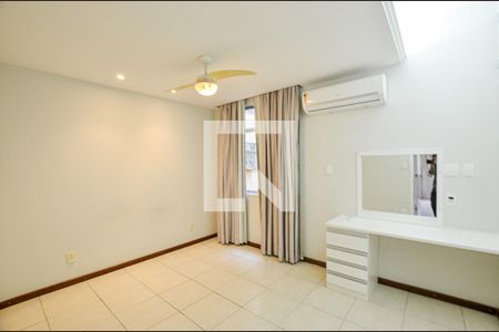Quarto 2 de apartamento à venda com 3 quartos, 110m² em Ingá, Niterói