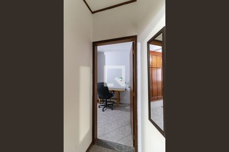 Corredor de casa para alugar com 1 quarto, 78m² em Vila Brasilina, São Paulo