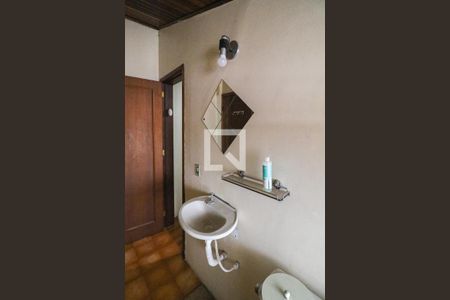 Casa à venda com 329m², 5 quartos e 3 vagas Casa à venda com 329m², 5 quartos e 3 vagasBanheiro do terraço