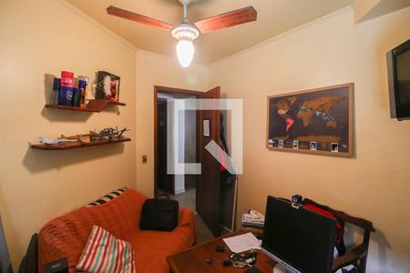 Casa à venda com 329m², 5 quartos e 3 vagas Casa à venda com 329m², 5 quartos e 3 vagasQuarto 4 (Escritório)