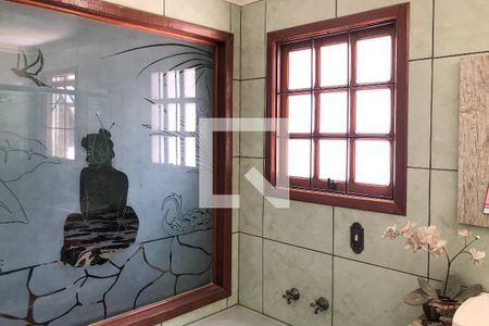 Casa à venda com 329m², 5 quartos e 3 vagas Casa à venda com 329m², 5 quartos e 3 vagasBanheiro da Suíte