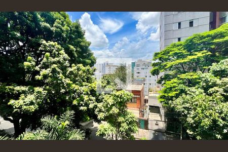 Vista da Sala de apartamento à venda com 4 quartos, 150m² em Cruzeiro, Belo Horizonte