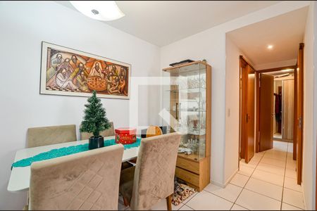 Sala de apartamento à venda com 2 quartos, 75m² em Badu, Niterói