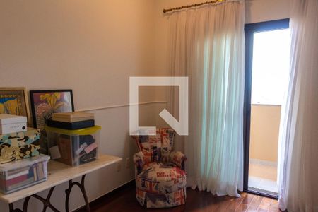 Casa à venda com 611m², 5 quartos e 4 vagas Casa à venda com 611m², 5 quartos e 4 vagasQuarto 5