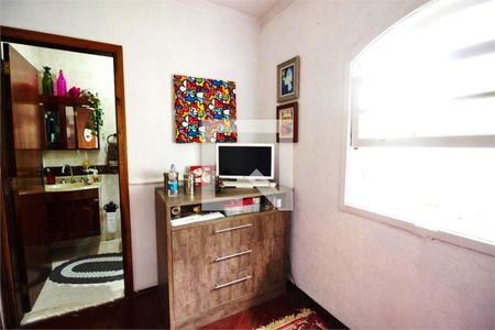 Casa à venda com 3 quartos, 160m² em Vila Roque, São Paulo