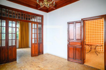 Sala de casa para alugar com 4 quartos, 283m² em Cambuci, São Paulo