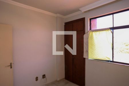 Quarto 2 de apartamento para alugar com 2 quartos, 61m² em Barro Preto, Belo Horizonte