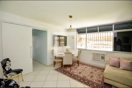 Sala de apartamento à venda com 3 quartos, 100m² em Vital Brazil, Niterói