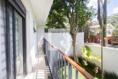 Varanda Suíte 1 de casa de condomínio à venda com 4 quartos, 468m² em Jardim dos Estados, São Paulo