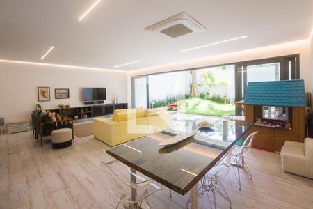 Sala de casa de condomínio à venda com 4 quartos, 468m² em Jardim dos Estados, São Paulo