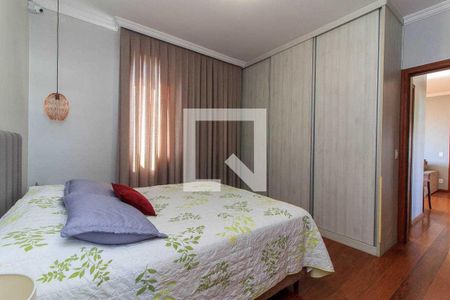 Apartamento à venda com 4 quartos, 124m² em Padre Eustáquio, Belo Horizonte