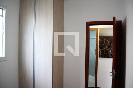 Quarto 1 de apartamento à venda com 2 quartos, 52m² em Inconfidentes, Contagem