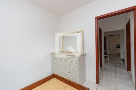 Quarto 2 de apartamento para alugar com 2 quartos, 55m² em Santa Tereza, Porto Alegre