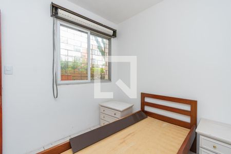 Quarto 2 de apartamento para alugar com 2 quartos, 55m² em Santa Tereza, Porto Alegre