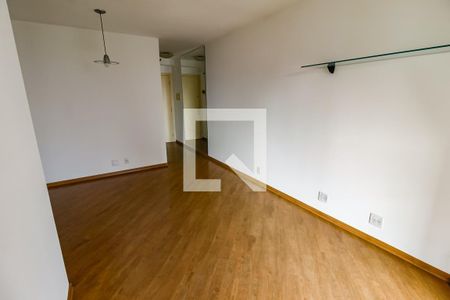 Sala de apartamento para alugar com 3 quartos, 75m² em Jardim Colombo, São Paulo