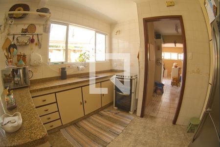 Cozinha de casa à venda com 3 quartos, 219m² em Jardim Ester, São Paulo