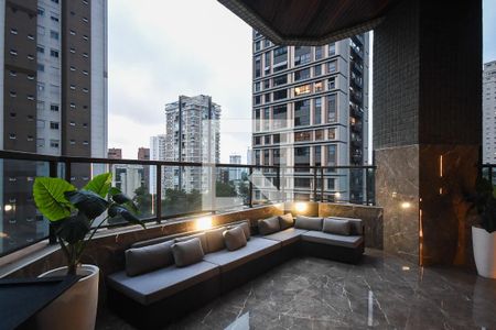 Varanda de apartamento para alugar com 3 quartos, 255m² em Jardim Fonte do Morumbi, São Paulo