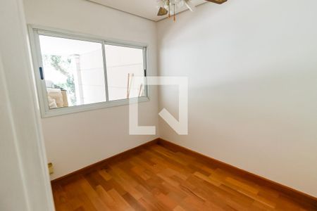 Sala 2 de casa de condomínio para alugar com 4 quartos, 180m² em Jardim Panorama, São Paulo