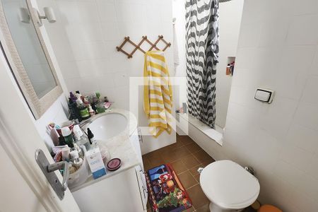 Apartamento à venda com 130m², 3 quartos e sem vaga Apartamento à venda com 130m², 3 quartos e sem vagaBanheiro