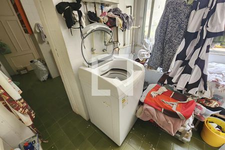 Apartamento à venda com 130m², 3 quartos e sem vaga Apartamento à venda com 130m², 3 quartos e sem vagaÁrea de Serviço