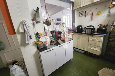Apartamento à venda com 130m², 3 quartos e sem vaga Apartamento à venda com 130m², 3 quartos e sem vagaCozinha