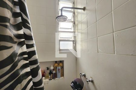 Apartamento à venda com 130m², 3 quartos e sem vaga Apartamento à venda com 130m², 3 quartos e sem vagaBanheiro da Suíte