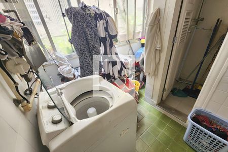 Apartamento à venda com 130m², 3 quartos e sem vaga Apartamento à venda com 130m², 3 quartos e sem vagaÁrea de Serviço
