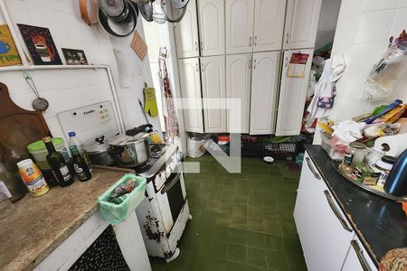 Apartamento à venda com 130m², 3 quartos e sem vaga Apartamento à venda com 130m², 3 quartos e sem vagaCozinha