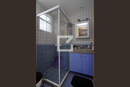 Banheiro de apartamento à venda com 2 quartos, 105m² em Icaraí, Niterói