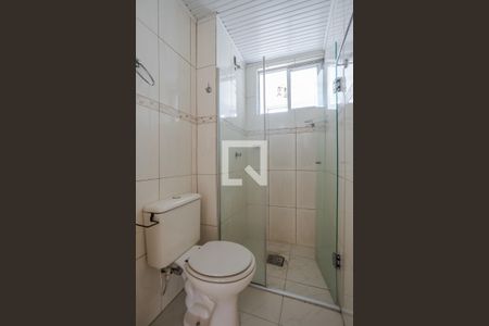 Banheiro de apartamento à venda com 1 quarto, 54m² em Jardim Sabará, Porto Alegre