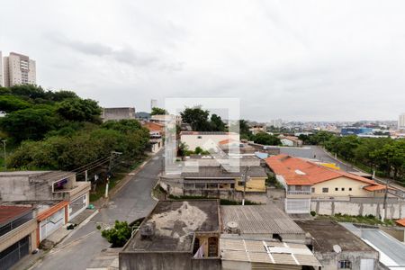 Vista Cozinha e Área de Serviço de apartamento para alugar com 2 quartos, 46m² em Jardim Arize, São Paulo