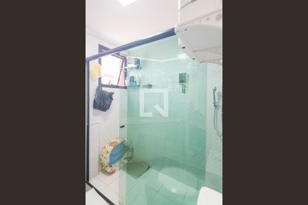 Banheiro da Suite de apartamento à venda com 3 quartos, 100m² em Vila Alzira, Santo André