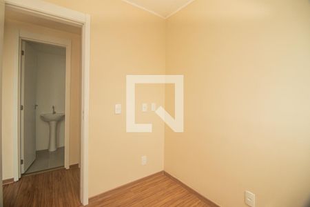 Quarto 1 de apartamento para alugar com 2 quartos, 42m² em Sarandi, Porto Alegre