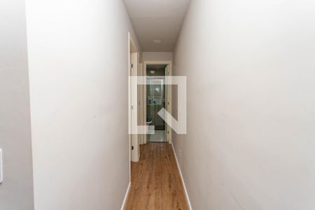 Corredor  de apartamento à venda com 2 quartos, 45m² em Piraporinha, Diadema