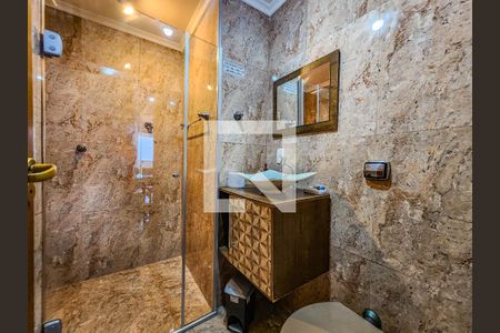 Banheiro Social de apartamento para alugar com 2 quartos, 97m² em Mar E Céu, Guarujá