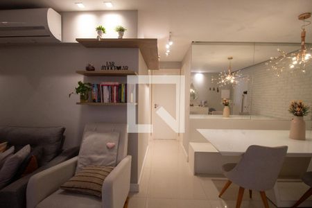 Sala de apartamento à venda com 2 quartos, 75m² em Recreio dos Bandeirantes, Rio de Janeiro