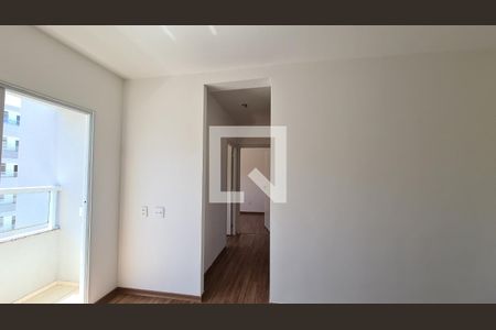 Sala de apartamento à venda com 3 quartos, 54m² em Jardim Carlos Gomes, Jundiaí